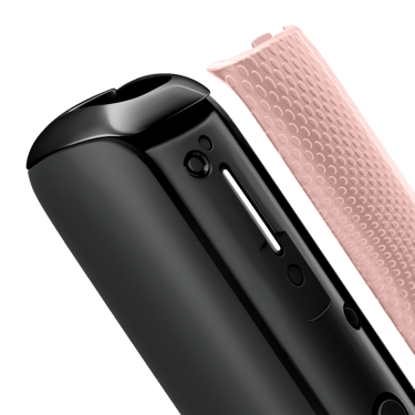 Plano aproximado do painel frontal Ploom Aura Rose Gold padrão brilhante, separado do dispositivo